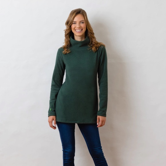 Like new! Dudley Stephens Cobble Hill Terry Turtleneck in Hunter Green. Size S. - Picture 4 of 7